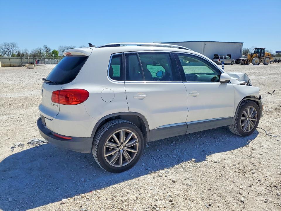 Продажа на аукционе авто 2013 Volkswagen Tiguan, vin: WVGAV3AX0DW563518, номер лота: 46082586