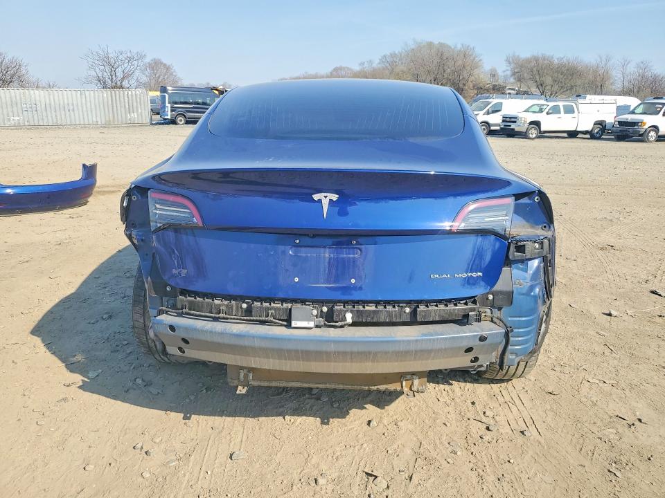 Продажа на аукционе авто 2018 Tesla Model 3, vin: 5YJ3E1EB3JF064759, номер лота: 47537046