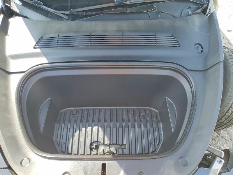 41918936 :رقم المزاد ، 7SAYGDED1RF090164 vin ، 2024 Tesla Model Y مزاد بيع