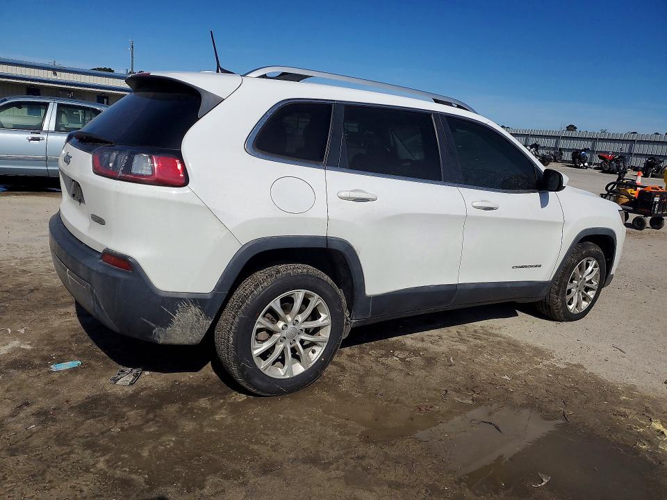 45865496 :رقم المزاد ، 1C4PJLCB1KD416841 vin ، 2019 Jeep Cherokee مزاد بيع