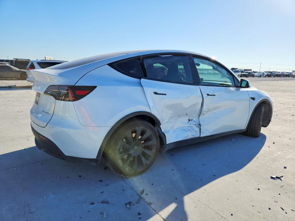 46930136 :رقم المزاد ، 7SAYGDEE6PA033493 vin ، 2023 Tesla Model Y مزاد بيع