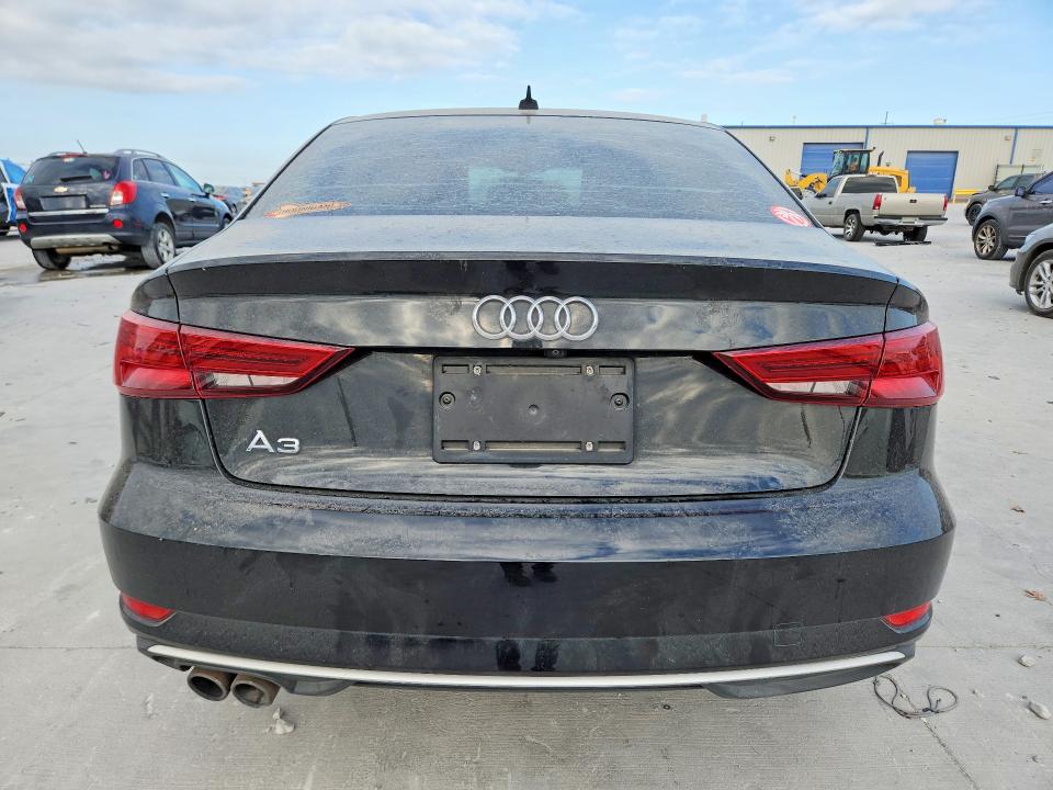 48070246 :رقم المزاد ، WAUAUGFF6K1010989 vin ، 2019 Audi A3 مزاد بيع