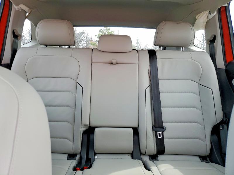 46523686 :رقم المزاد ، 3VV4B7AX3KM008899 vin ، 2019 Volkswagen Tiguan مزاد بيع