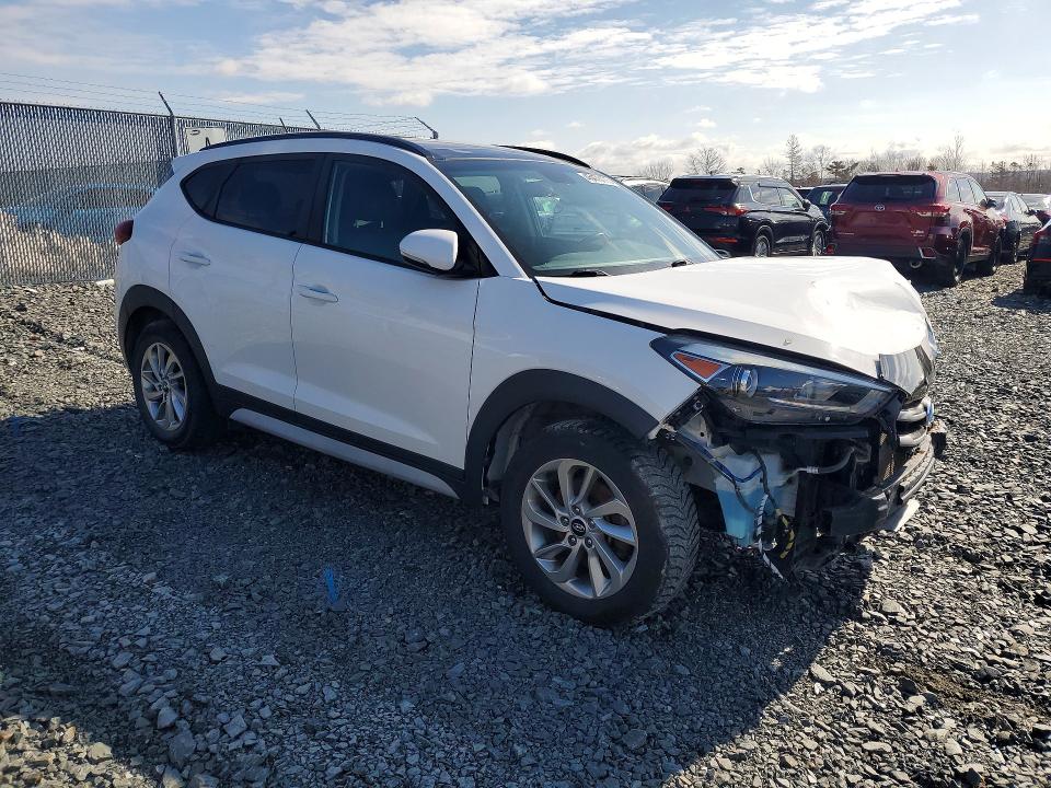 45473176 :رقم المزاد ، KM8J33A43HU400326 vin ، 2017 Hyundai Tucson مزاد بيع