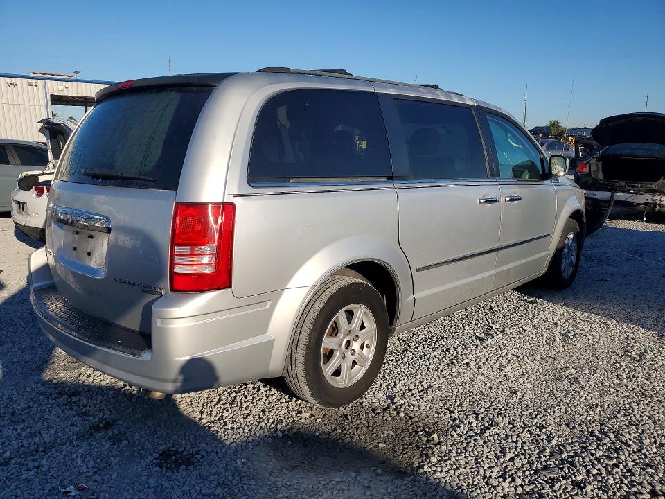 46917446 :رقم المزاد ، 2A4RR5D11AR200769 vin ، 2010 Chrysler Town & Country مزاد بيع