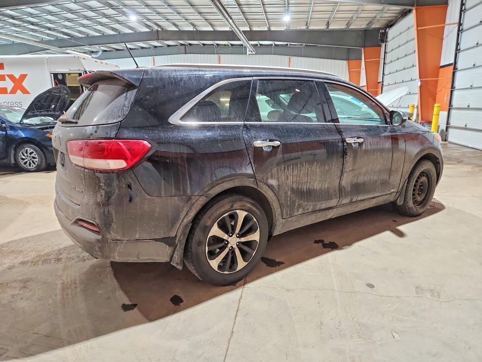 2016 Kia Sorento მანქანა იყიდება აუქციონზე, vin: 5XYPHDA14GG038468, აუქციონის ნომერი: 47546506