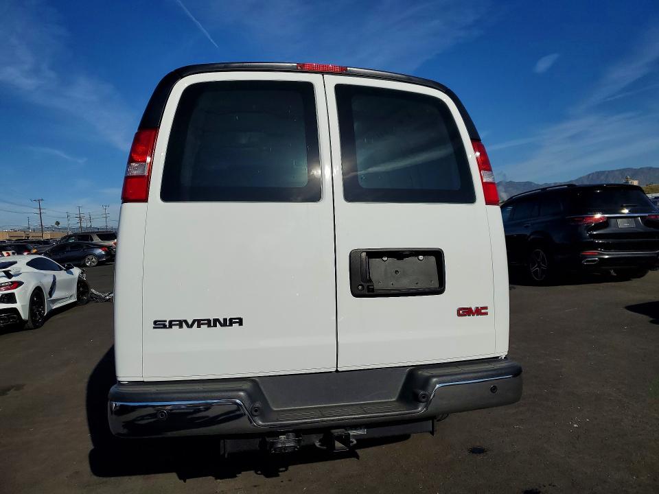 77783625 :رقم المزاد ، 1GTZ7HFP2S1223272 vin ، 2025 Gmc Savana مزاد بيع