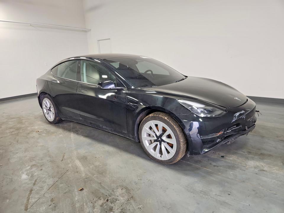 2022 Tesla Model 3 მანქანა იყიდება აუქციონზე, vin: 5YJ3E1EA3NF368526, აუქციონის ნომერი: 45689776