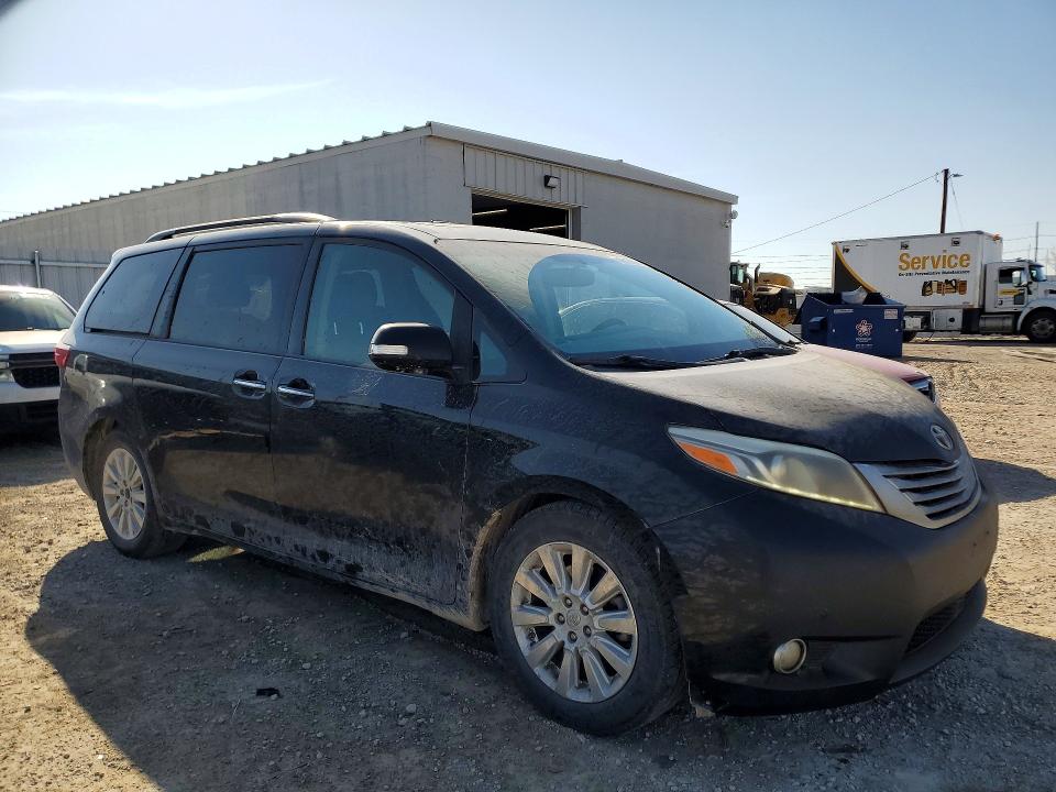 2015 Toyota Sienna მანქანა იყიდება აუქციონზე, vin: 5TDYK3DC5FS527525, აუქციონის ნომერი: 46813696