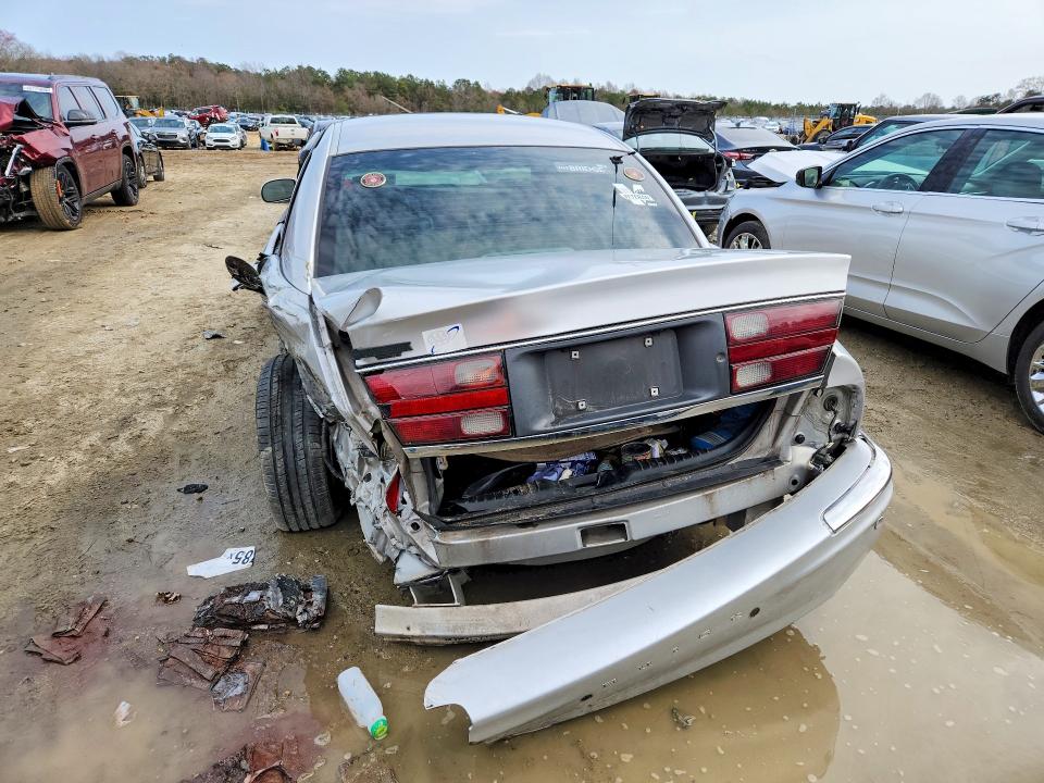 45848786 :رقم المزاد ، 1G4CW54K124242498 vin ، 2002 Buick Park Avenue مزاد بيع