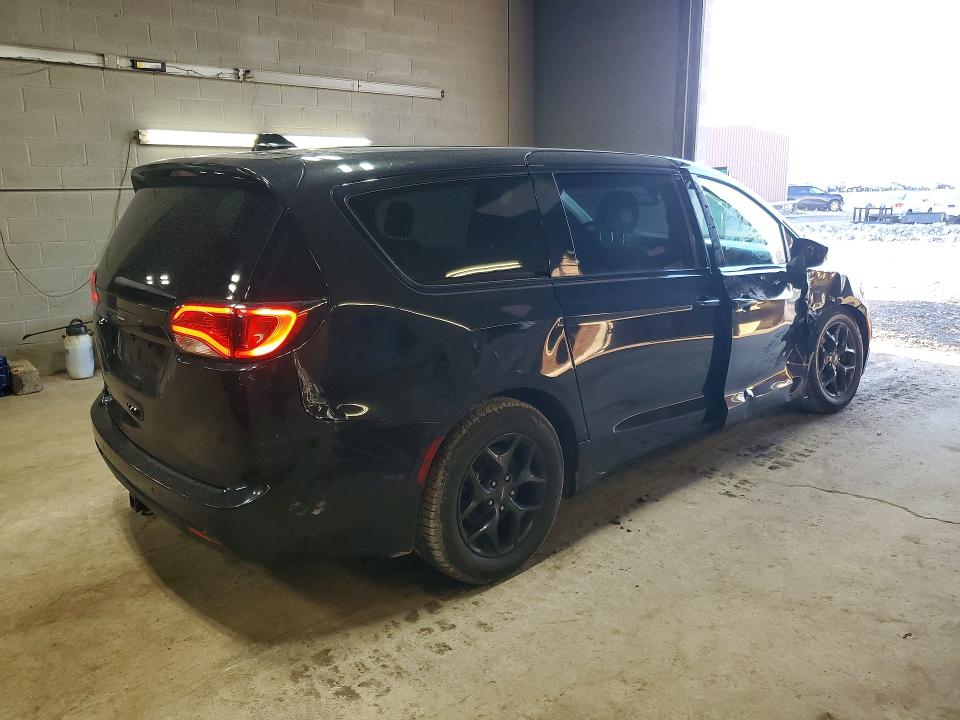 2019 Chrysler Pacifica მანქანა იყიდება აუქციონზე, vin: 2C4RC1FG8KR669134, აუქციონის ნომერი: 47266896