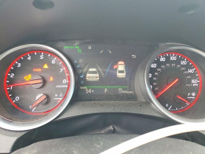 46529106 :رقم المزاد ، 4T1BZ1HK3JU003829 vin ، 2018 Toyota Camry مزاد بيع