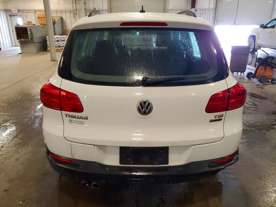 46485876 :رقم المزاد ، WVGBV7AX8GW548717 vin ، 2016 Volkswagen Tiguan مزاد بيع