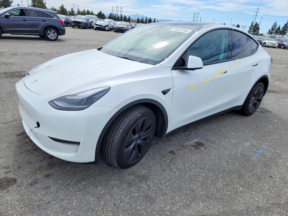 2025 Tesla Model Y მანქანა იყიდება აუქციონზე, vin: 7SAYGDED5SF298652, აუქციონის ნომერი: 79467245
