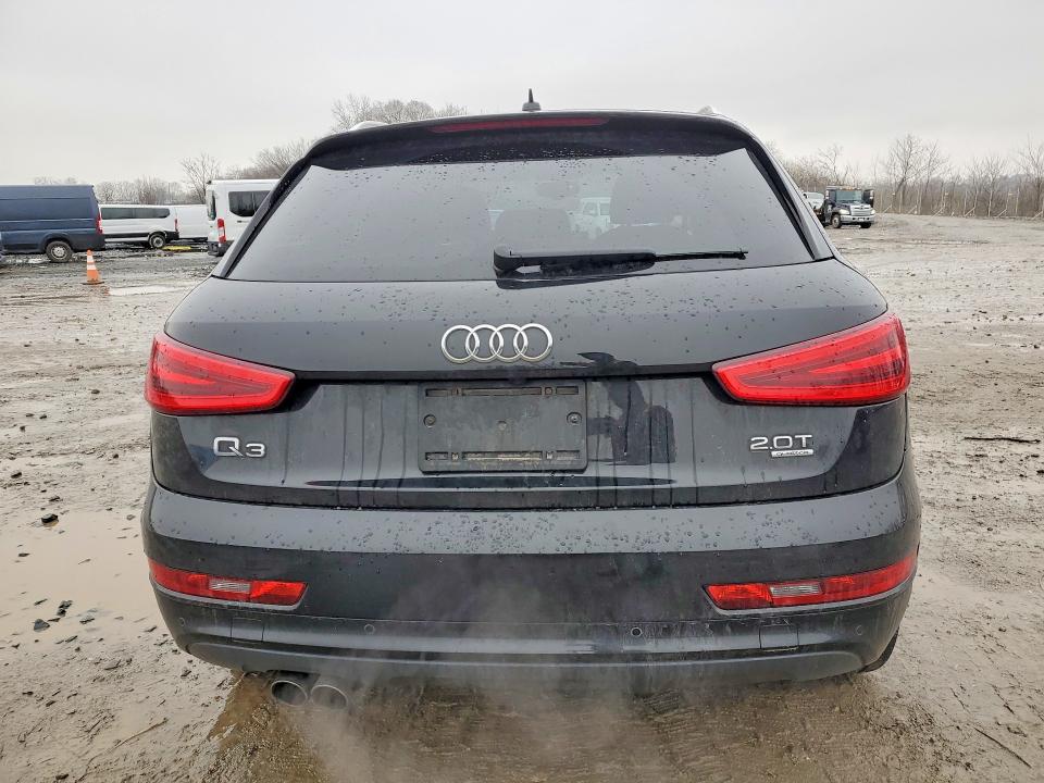Продажа на аукционе авто 2015 Audi Q3, vin: WA1GFCFS7FR003760, номер лота: 79819895
