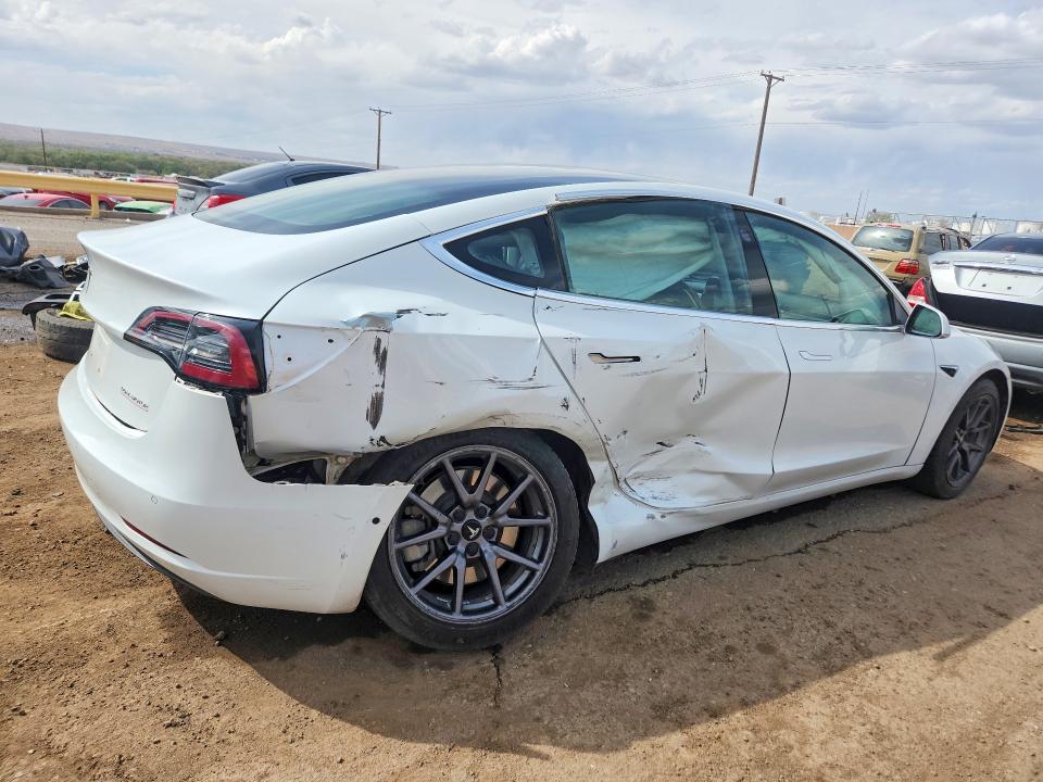 Продажа на аукционе авто 2018 Tesla Model 3, vin: 5YJ3E1EB9JF094865, номер лота: 47994066