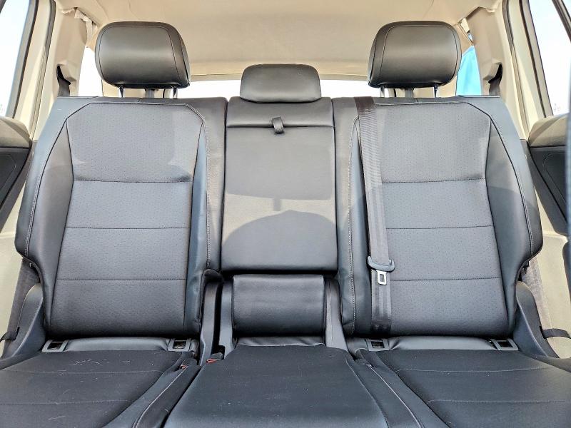 Продаж на аукціоні авто 2018 Volkswagen Tiguan, vin: 3VV3B7AX6JM161142, номер лоту: 47294716