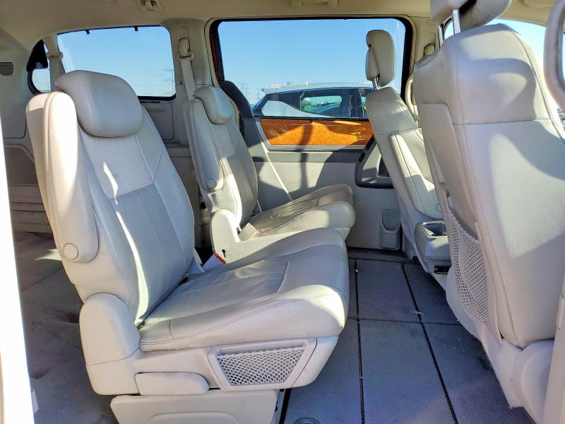 Продаж на аукціоні авто 2010 Chrysler Town & Country, vin: 2A4RR7DX3AR375427, номер лоту: 46363326