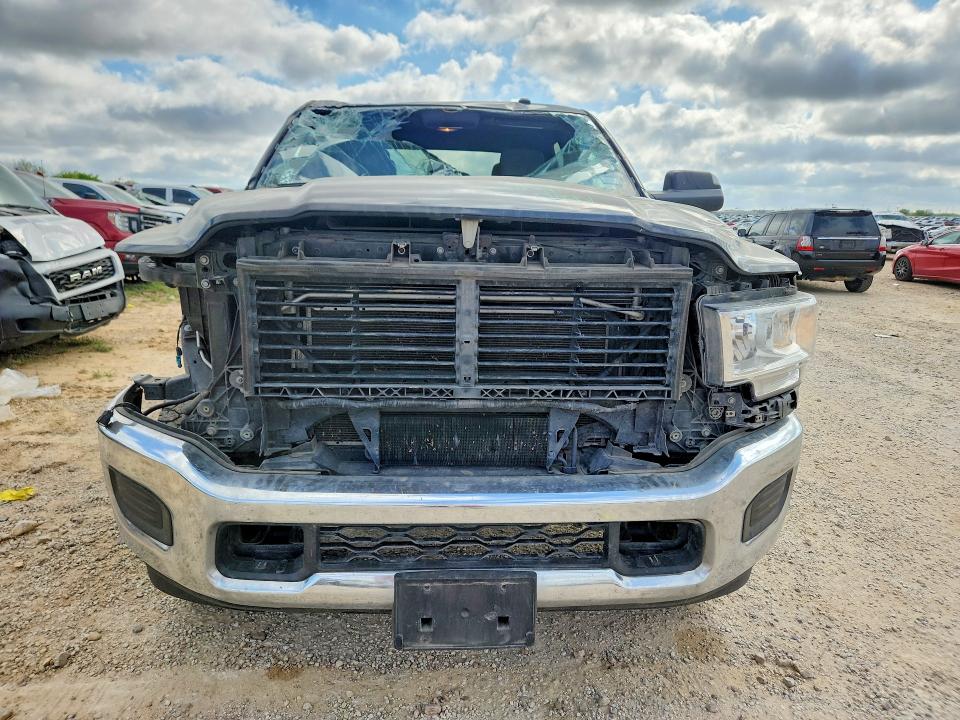 Продаж на аукціоні авто 2022 Ram 2500, vin: 3C6UR5DJXNG247334, номер лоту: 47110396