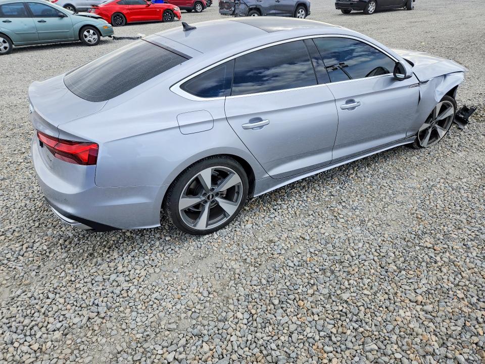 79583735 :رقم المزاد ، WAUABCF59NA004310 vin ، 2022 Audi A5 مزاد بيع