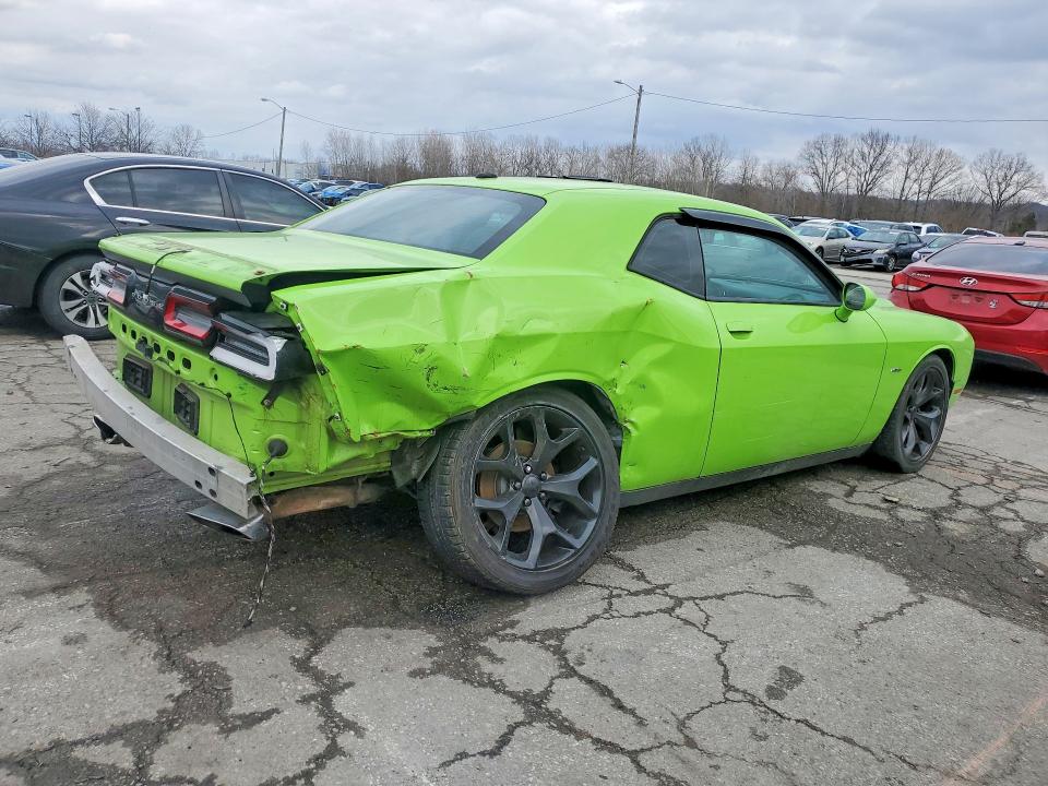 79509975 :رقم المزاد ، 2C3CDZAT8FH723215 vin ، 2015 Dodge Challenger مزاد بيع