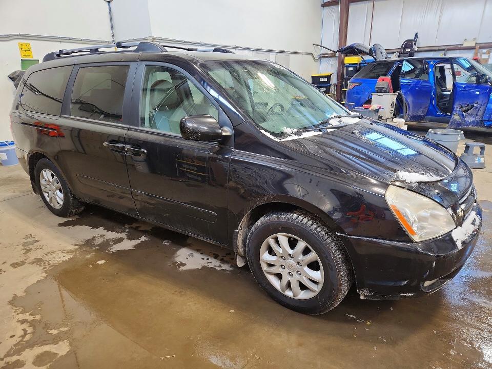 2008 Kia Sedona მანქანა იყიდება აუქციონზე, vin: KNDMB233186268934, აუქციონის ნომერი: 46058226