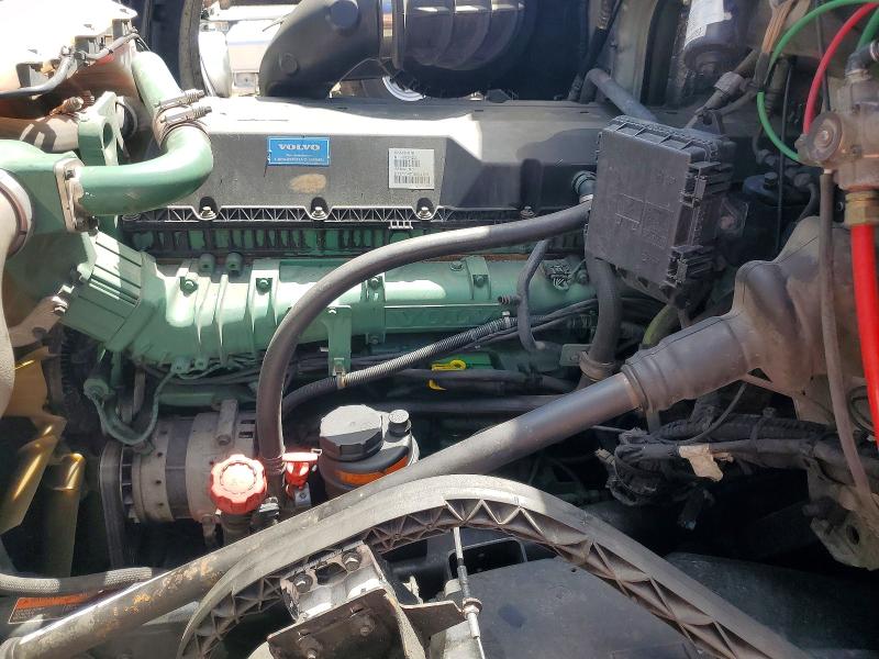 2017 Volvo Vnl მანქანა იყიდება აუქციონზე, vin: 4V4N99EH2HN975620, აუქციონის ნომერი: 45822096