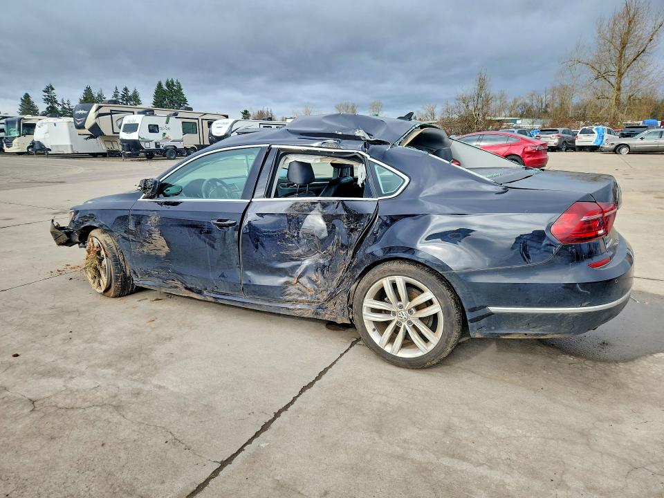 Продаж на аукціоні авто 2018 Volkswagen Passat, vin: 1VWBA7A35JC010320, номер лоту: 45984006