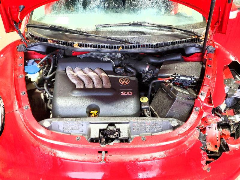 46279966 :رقم المزاد ، 3VWCK31C34M415637 vin ، 2004 Volkswagen New Beetle مزاد بيع