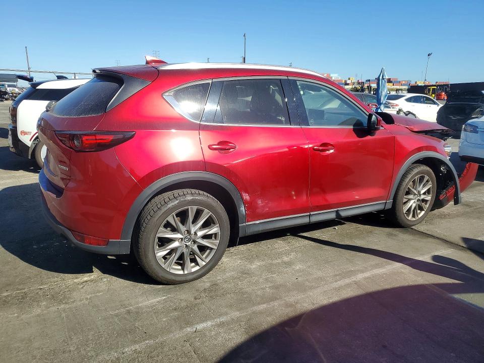 Продажа на аукционе авто 2021 Mazda Cx-5, vin: JM3KFBDM4M0438596, номер лота: 47082396