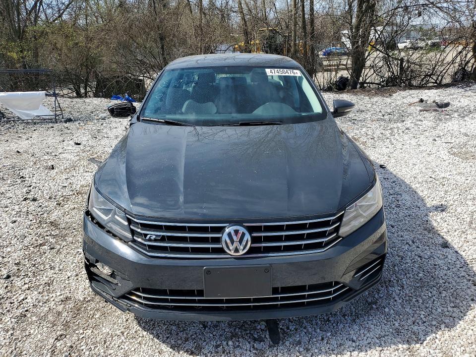 47450476 :رقم المزاد ، 1VWDT7A38HC084876 vin ، 2017 Volkswagen Passat مزاد بيع