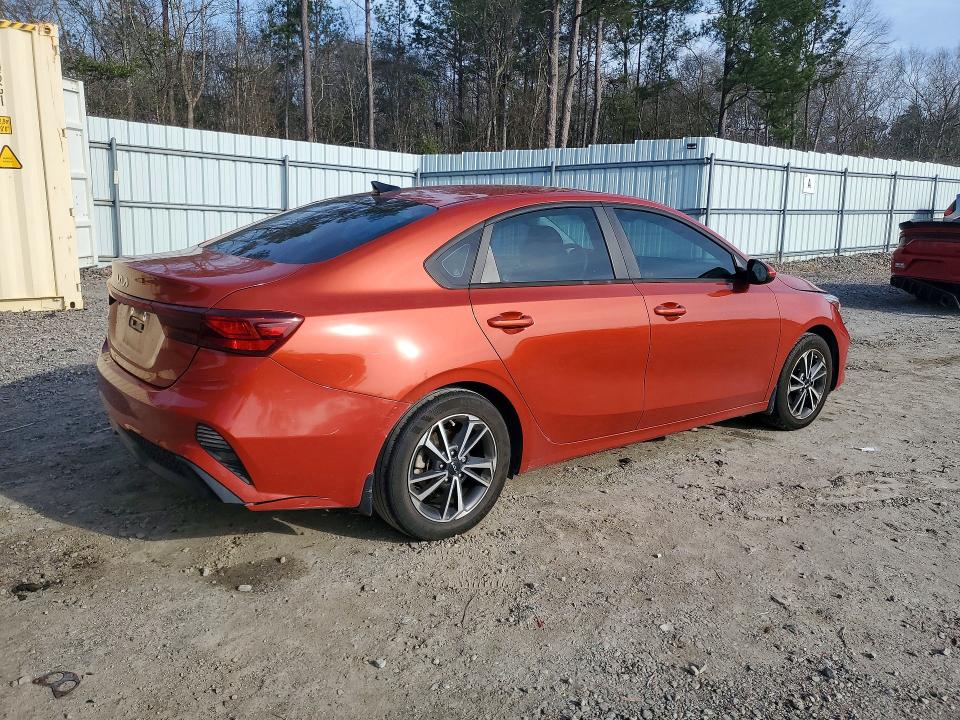 2022 Kia Forte მანქანა იყიდება აუქციონზე, vin: 3KPF24AD4NE488025, აუქციონის ნომერი: 59058736
