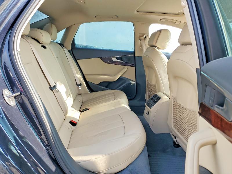 47298546 :رقم المزاد ، WAUDNAF45JN010043 vin ، 2018 Audi A4 مزاد بيع