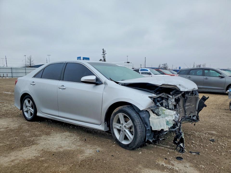 41590796 :رقم المزاد ، 4T1BF1FK1CU072503 vin ، 2012 Toyota Camry مزاد بيع