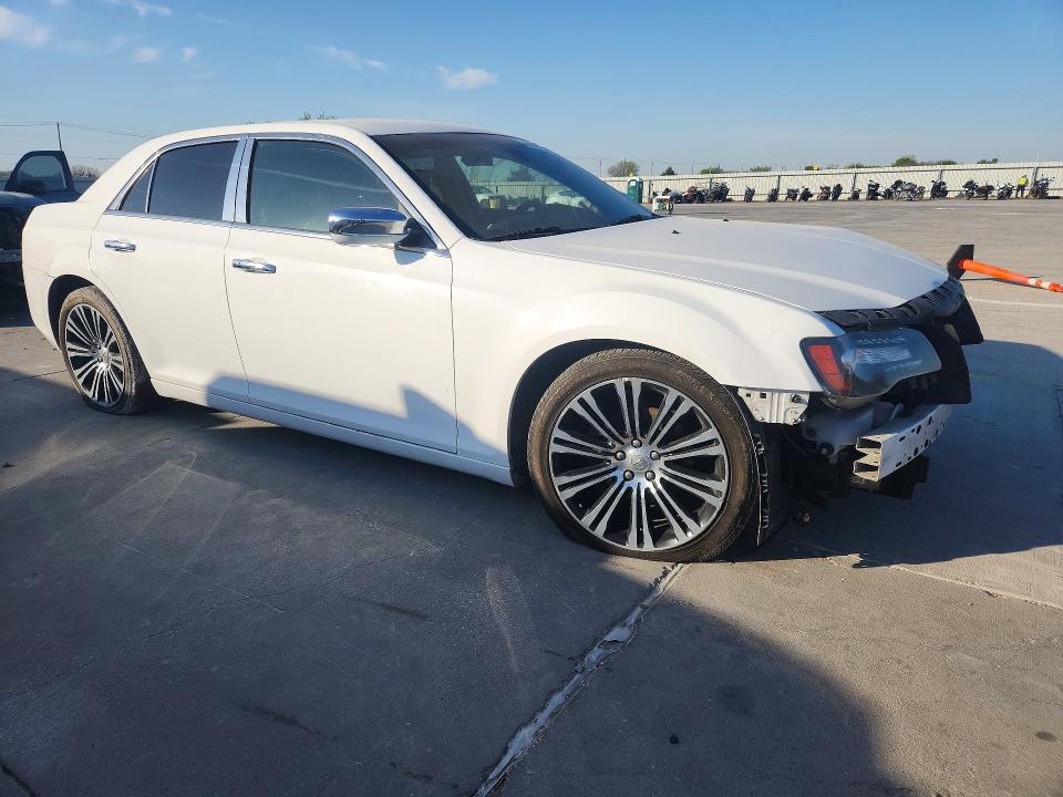 Продажа на аукционе авто 2012 Chrysler 300, vin: 2C3CCABG9CH279750, номер лота: 46828936