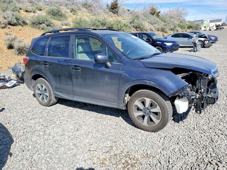 2017 Subaru Forester მანქანა იყიდება აუქციონზე, vin: JF2SJAJC5HH545081, აუქციონის ნომერი: 46749526