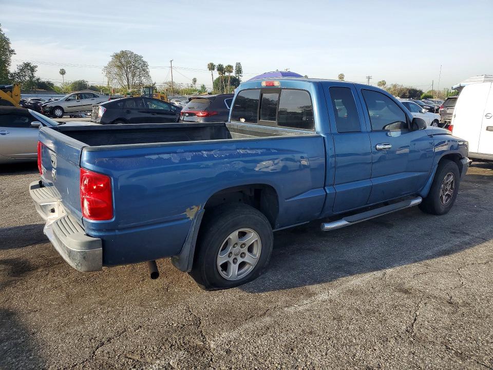 47675936 :رقم المزاد ، 1D7HE42K55S157440 vin ، 2005 Dodge Dakota مزاد بيع