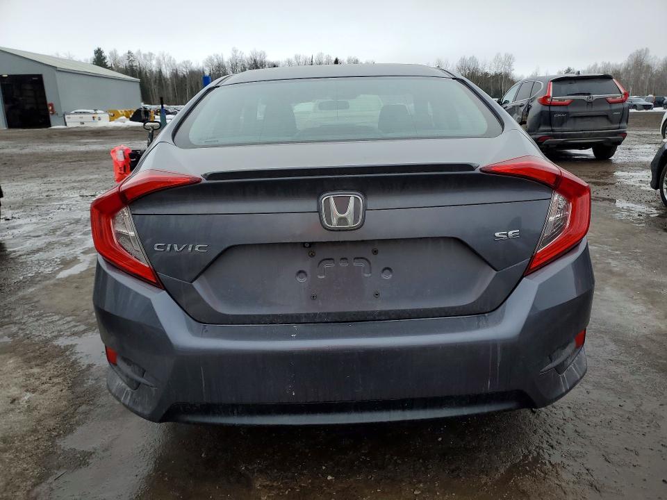 77936635 :رقم المزاد ، 2HGFC2F68JH011819 vin ، 2018 Honda Civic مزاد بيع