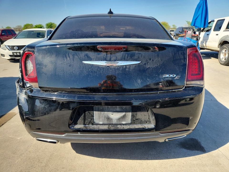 Продажа на аукционе авто 2015 Chrysler 300, vin: 2C3CCABG5FH838263, номер лота: 47440826