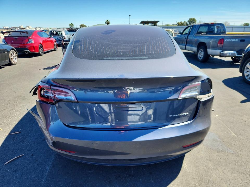 Продаж на аукціоні авто 2018 Tesla Model 3, vin: 5YJ3E1EB0JF128658, номер лоту: 46168466