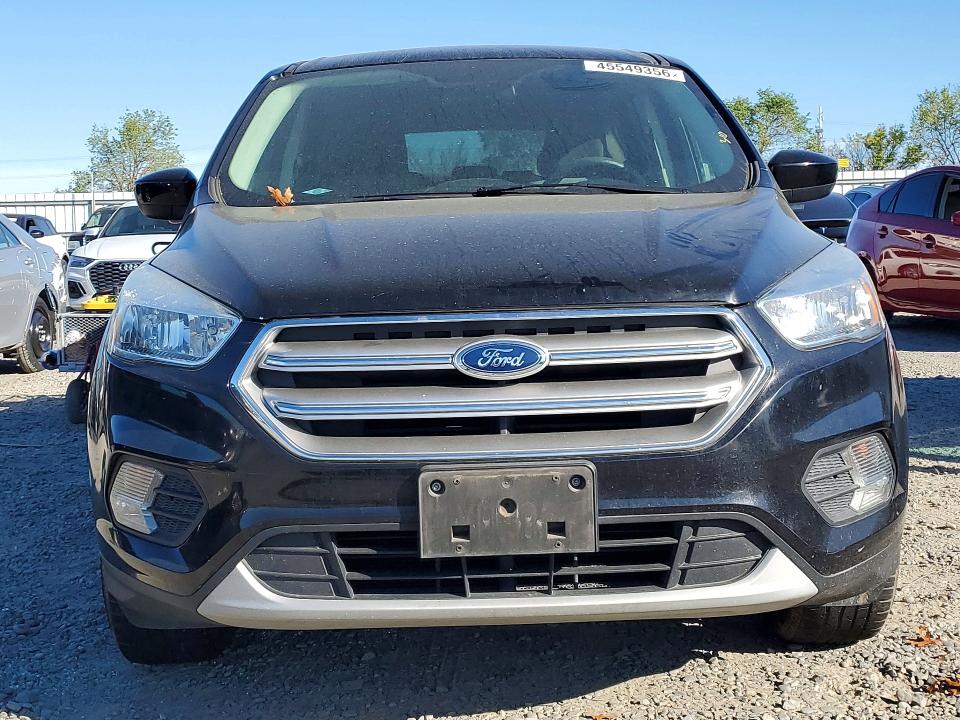 2017 Ford Escape მანქანა იყიდება აუქციონზე, vin: 1FMCU0GD4HUB82862, აუქციონის ნომერი: 45549356