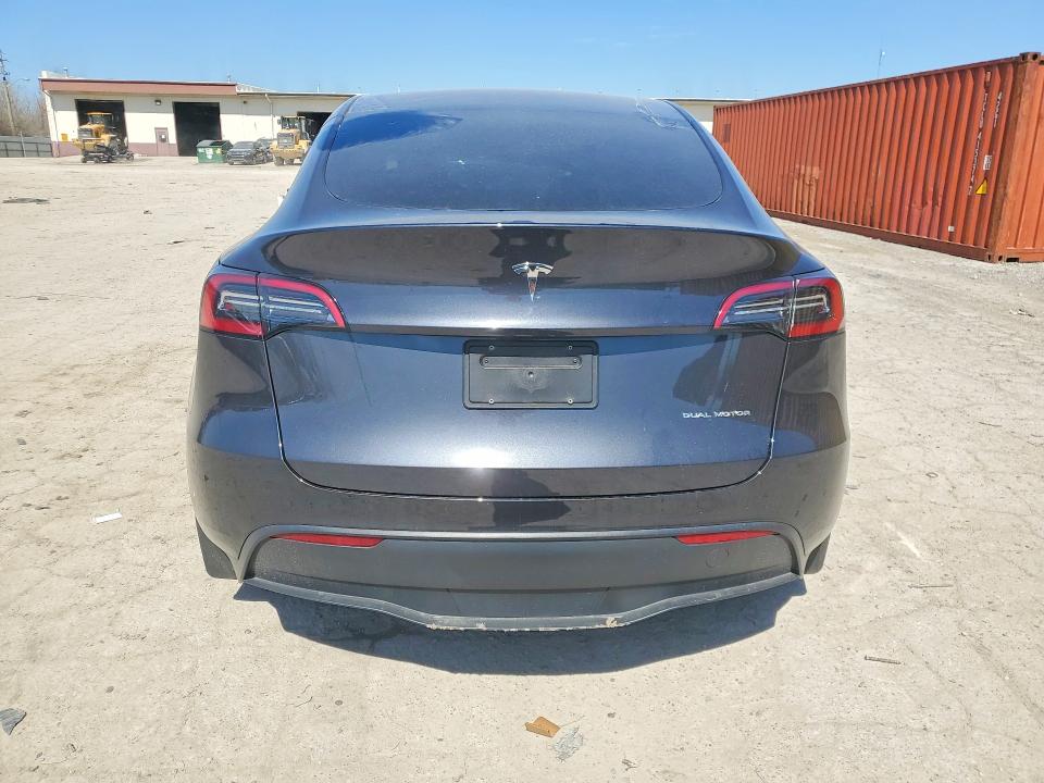 Продаж на аукціоні авто 2024 Tesla Model Y, vin: 7SAYGDEE2RF128395, номер лоту: 46709246