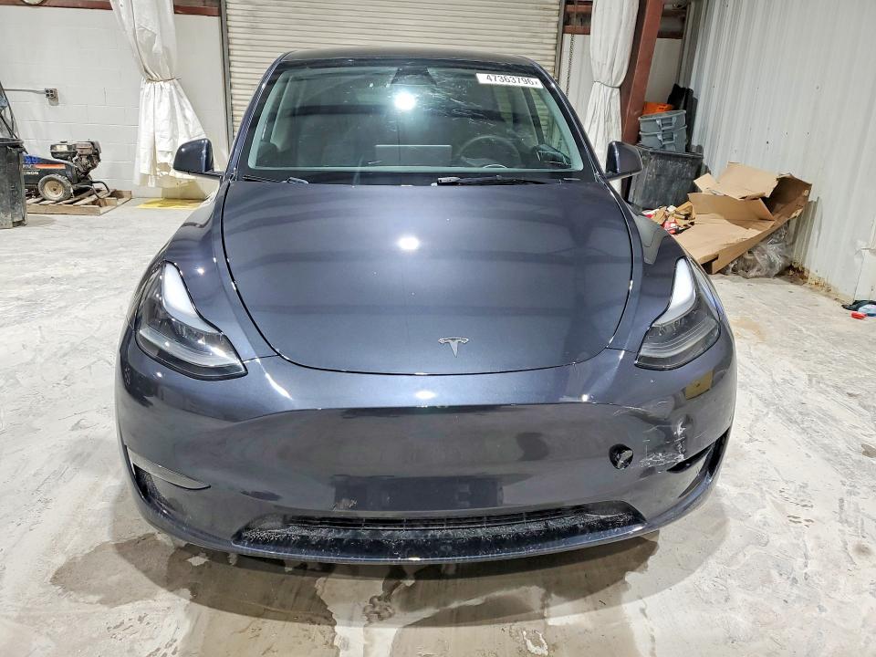 2024 Tesla Model Y მანქანა იყიდება აუქციონზე, vin: 7SAYGDEE9RA227969, აუქციონის ნომერი: 47363796