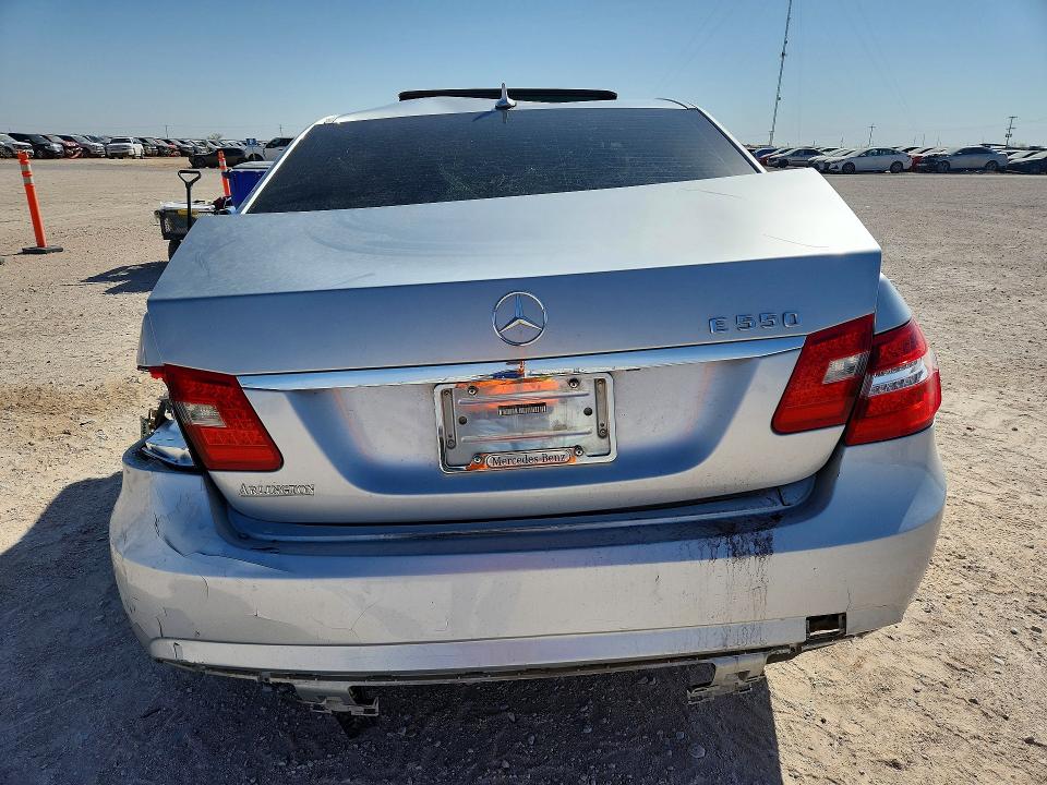 47985356 :رقم المزاد ، WDDHF7CB2AA194779 vin ، 2010 Mercedes-benz E مزاد بيع