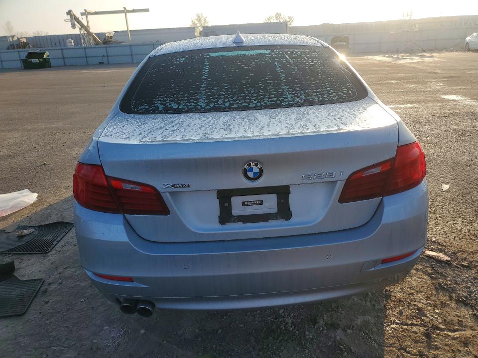 Продаж на аукціоні авто 2015 Bmw 528, vin: WBA5A7C53FD625879, номер лоту: 41986616