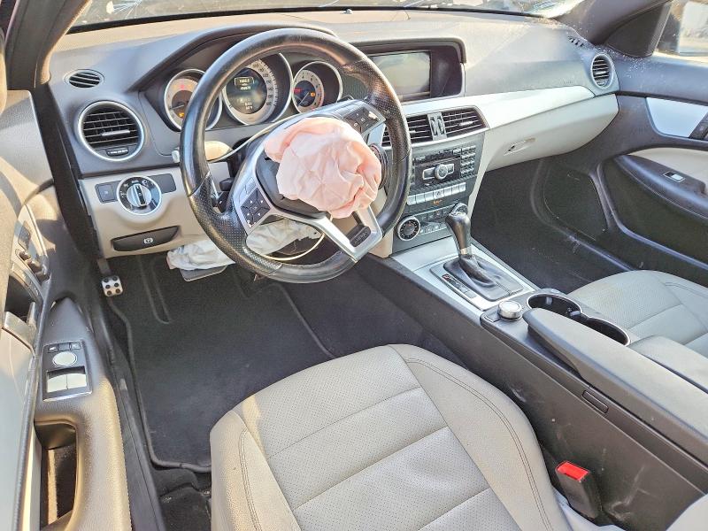 47757316 :رقم المزاد ، WDDGJ4HB2FG361261 vin ، 2015 Mercedes-benz C مزاد بيع