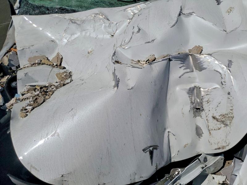 2024 Tesla Model Y მანქანა იყიდება აუქციონზე, vin: 7SAYGDEE4RF127197, აუქციონის ნომერი: 46236586