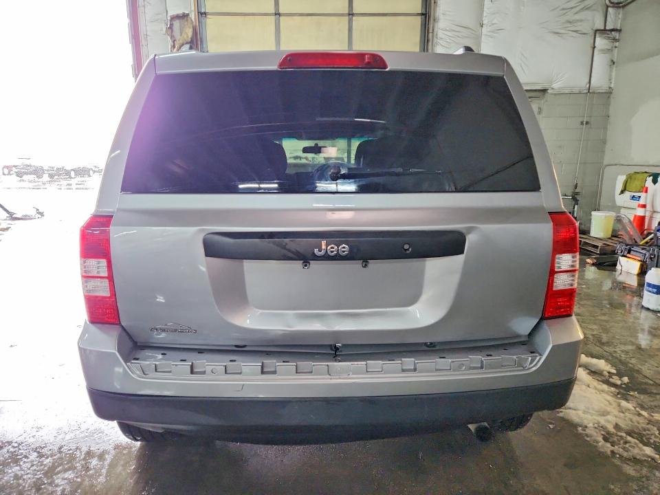 2015 Jeep Patriot მანქანა იყიდება აუქციონზე, vin: 1C4NJPBB0FD273760, აუქციონის ნომერი: 78491585
