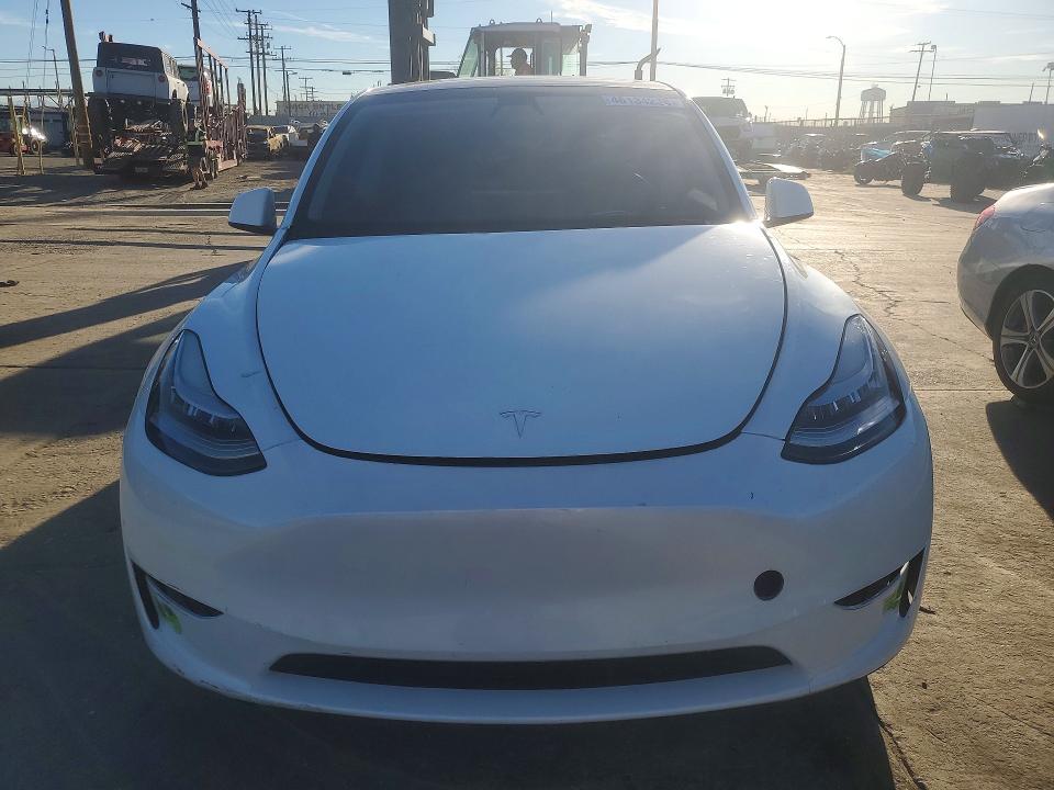 Продажа на аукционе авто 2023 Tesla Model Y, vin: 7SAYGDEE2PA041364, номер лота: 46134236