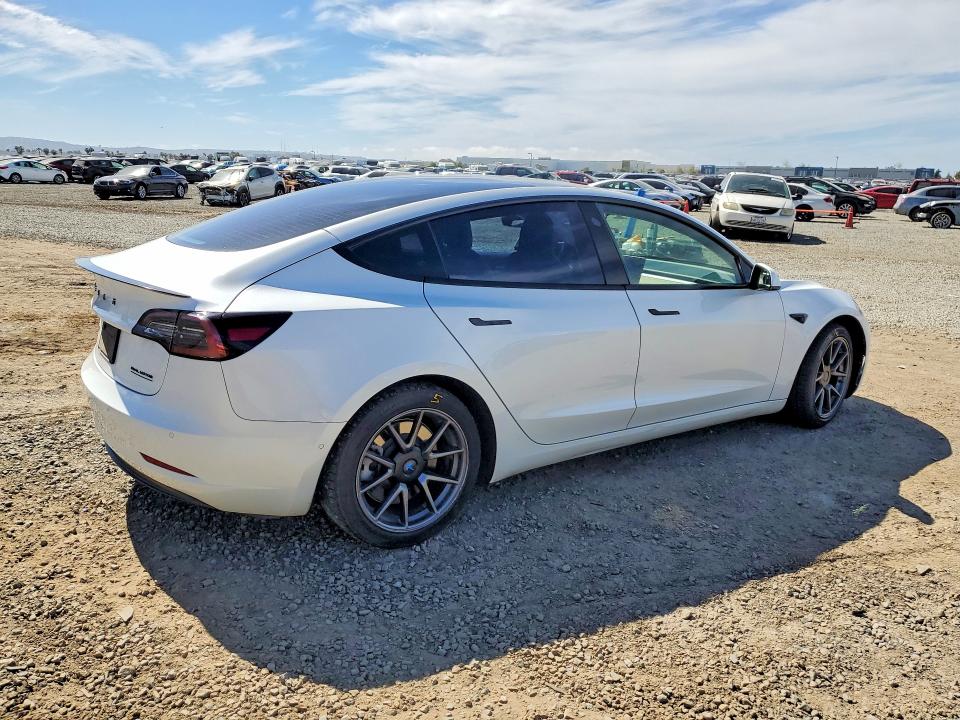 Продаж на аукціоні авто 2021 Tesla Model 3, vin: 5YJ3E1EBXMF003834, номер лоту: 79598865